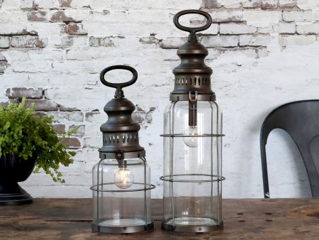 Chic Antique - Fransk Staldlanterne 42 cm. inkl. pære & timer