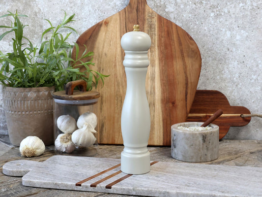Chic Antique – Salt- & Peberkværn H26 cm i Latte