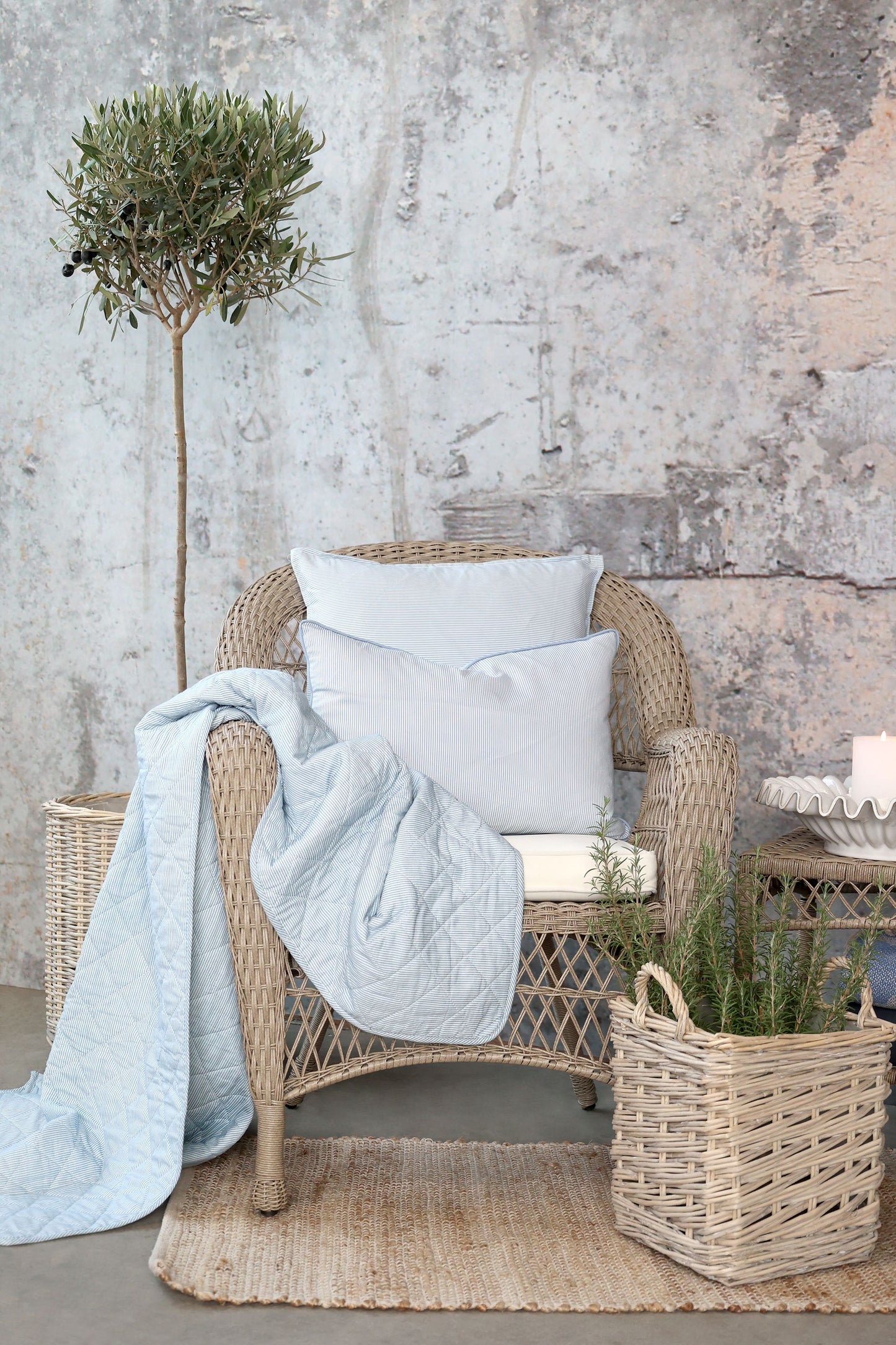Chic Antique Pudebetræk m.  mælkedrengestriber  – Skyblue & Hvid 50x50