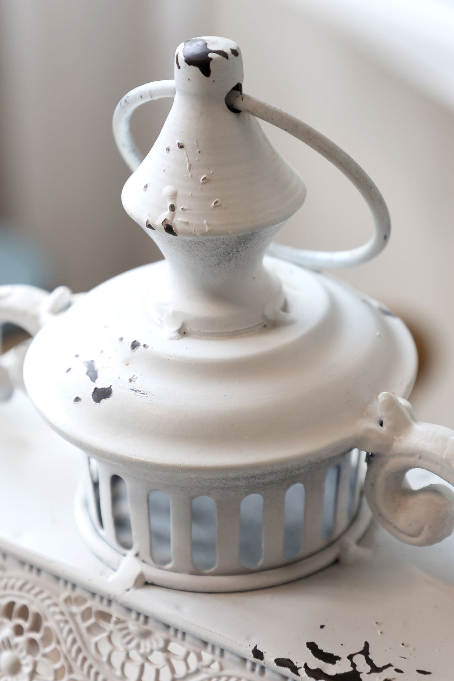 Chic Antique - Lanterne med mønster – antique creme