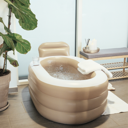Oppusteligt Badekar 160 L – Brun/Beige  Praktisk oppusteligt badekar med nakkestøtte, kopholder og afløbsslange – perfekt til hjemme-wellness uden et fast badekar