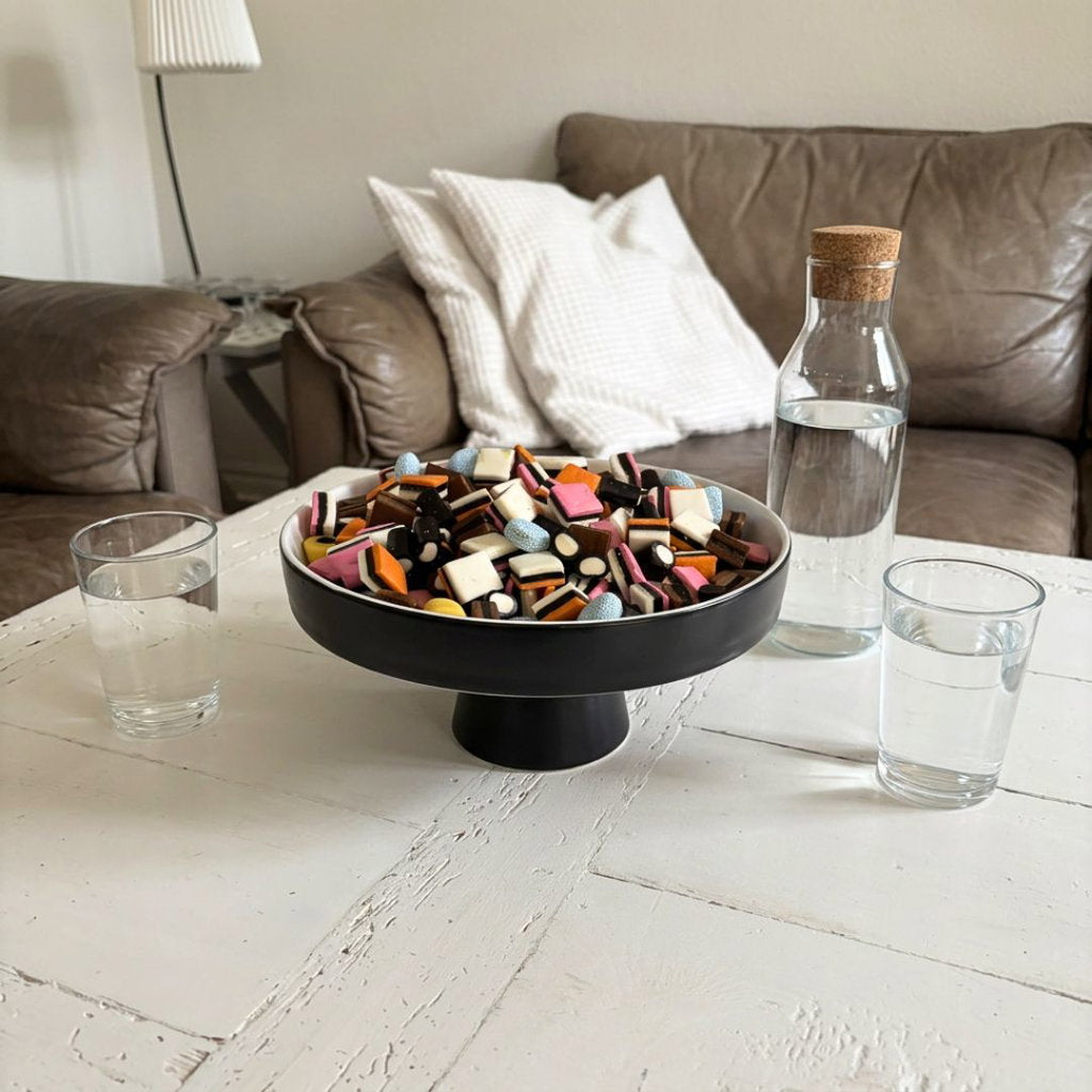 Nordis Serveringsfad med Fod – Keramik 25 × 25 × 10 cm