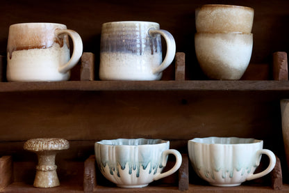 Chic Antique Kop med Hank – Opal Ø11 cm
