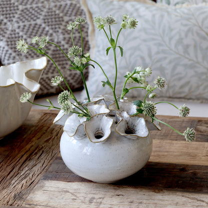 Chic Antique – Vase m. 12 huller til blomster (kommer snart)