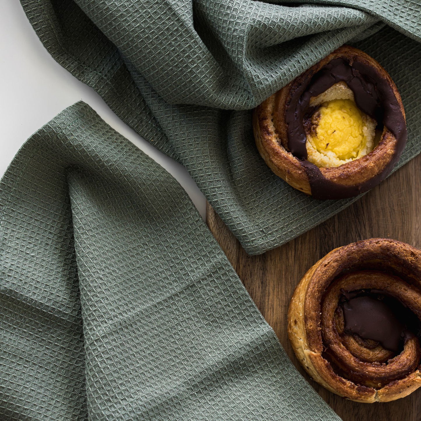 VAFFEL VISKESTYKKER 50X65CM - 2 PAK MOSGRØN