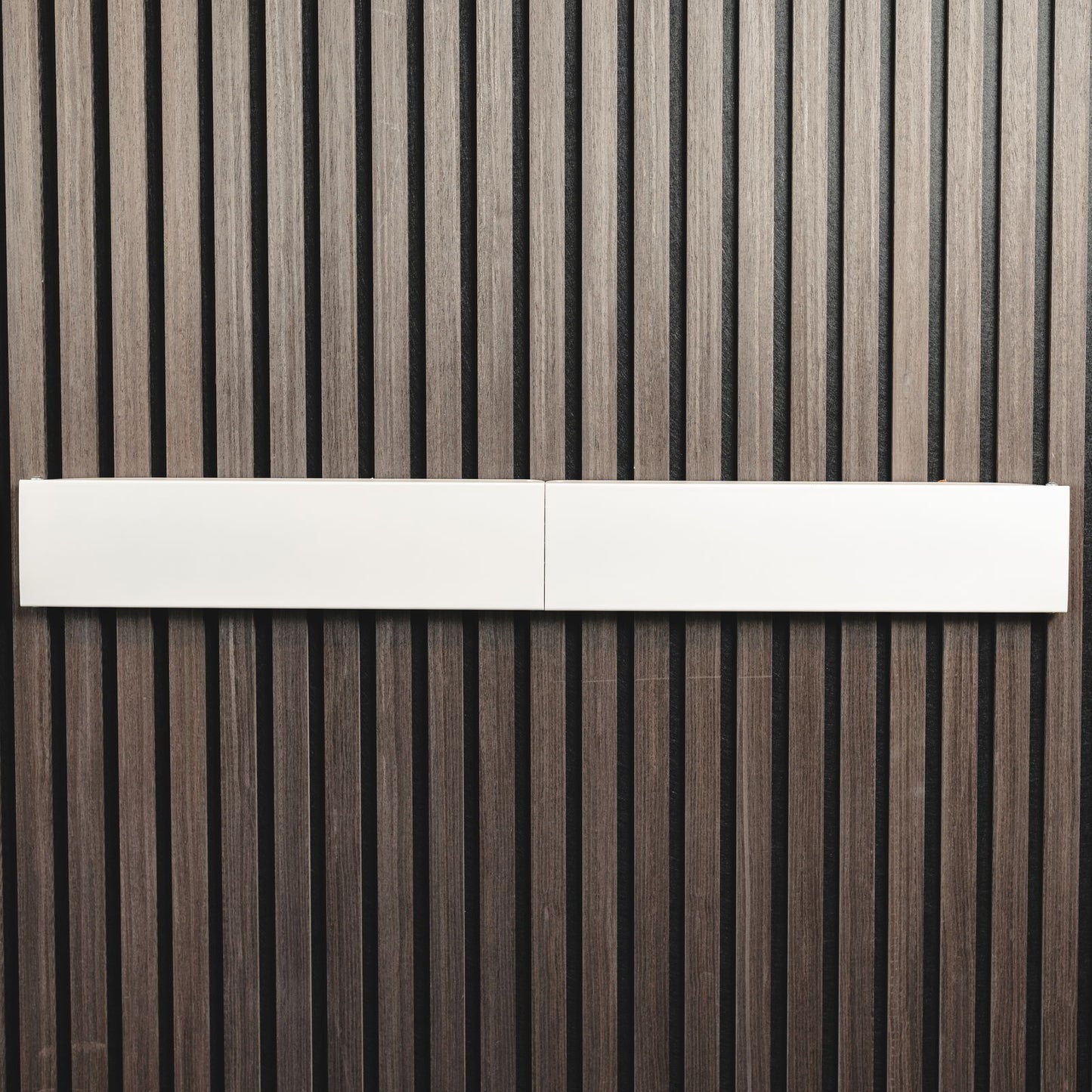 FOLDBAR VÆGMONTERET TØRRESTATIV