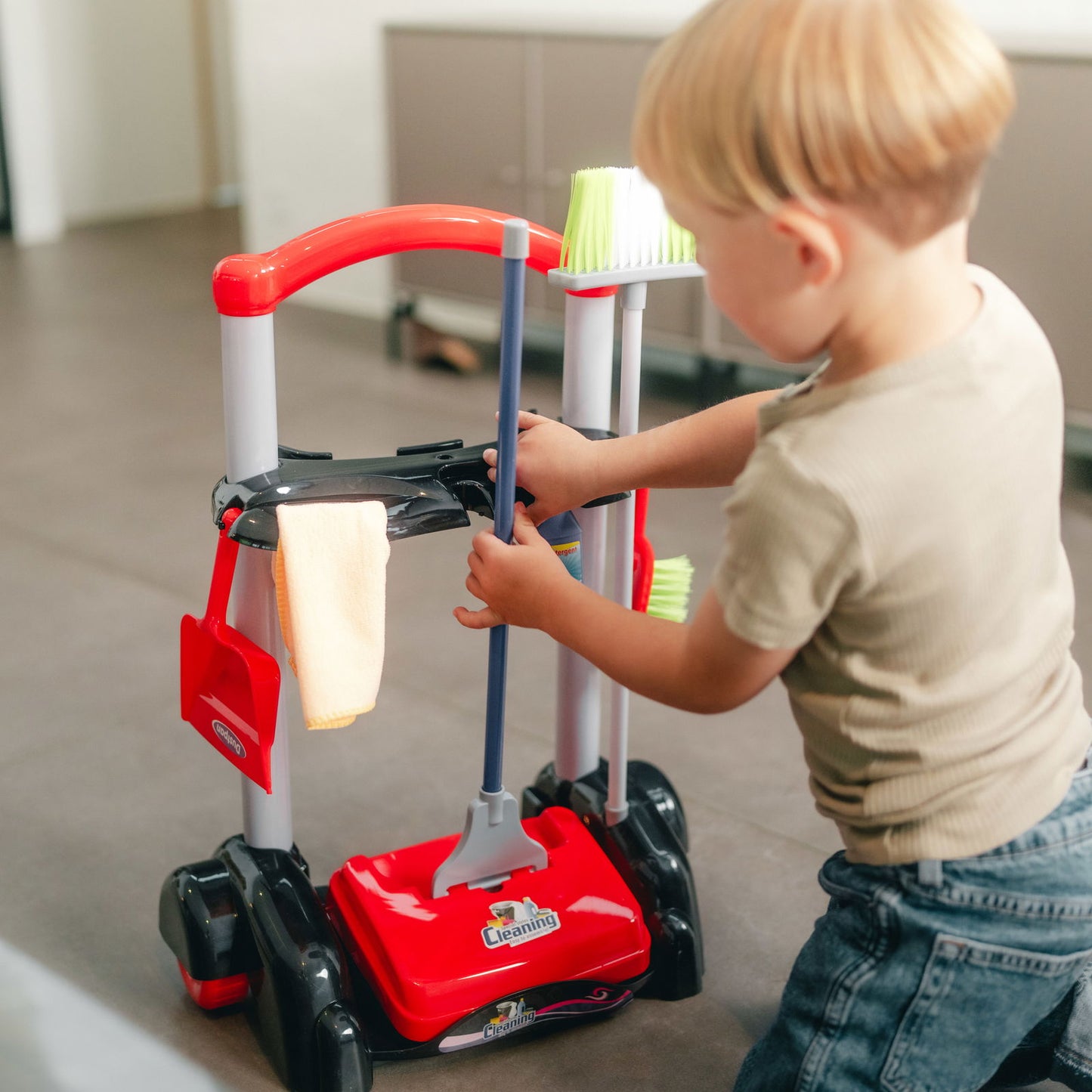 Rengøringsvogn med flere dele