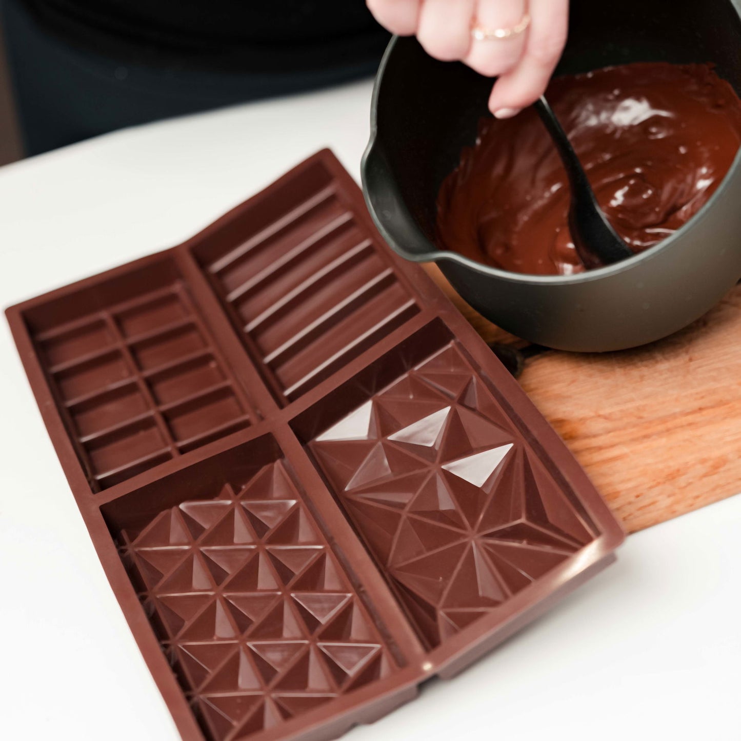 DIY Dubai Chokoladeform