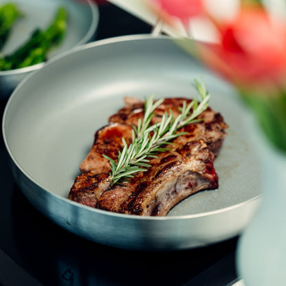 Titanium - Stegepande Ø24cm