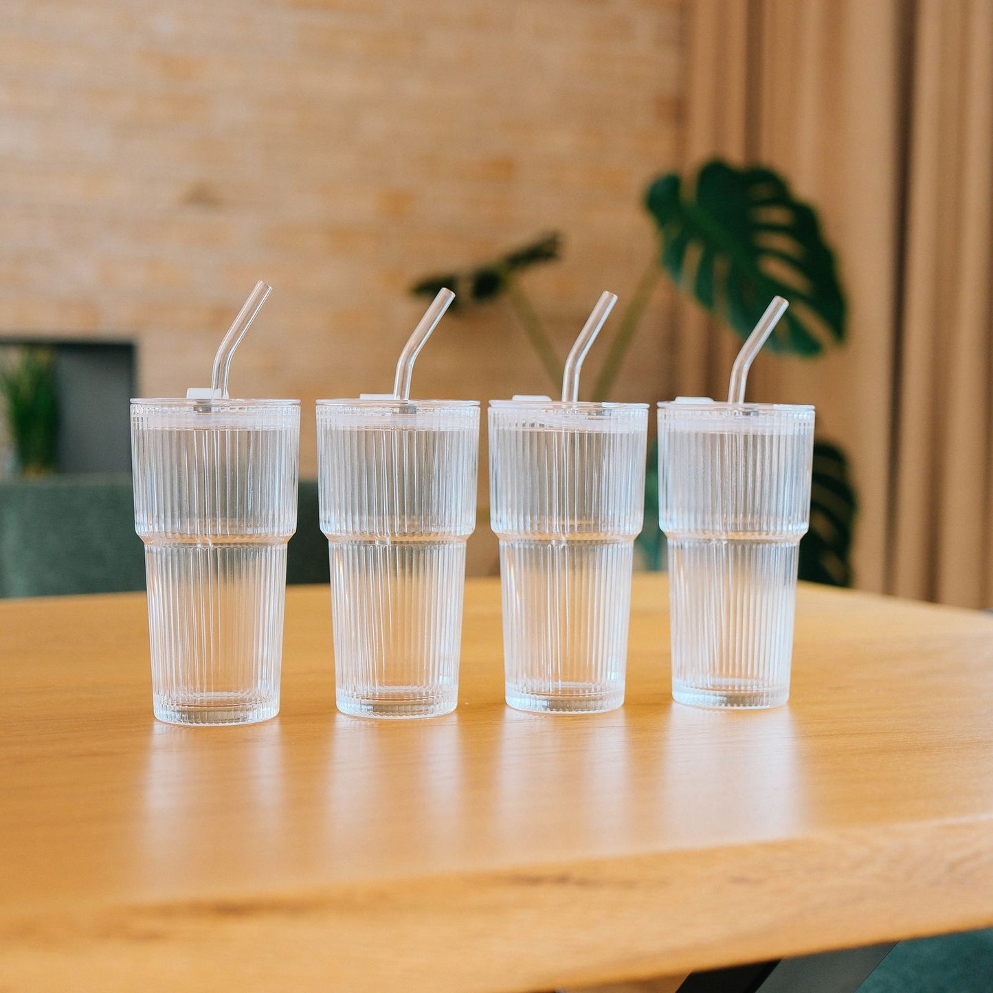 Nordis - Glaskop med låg og sugerør 550 ml - 4 pak