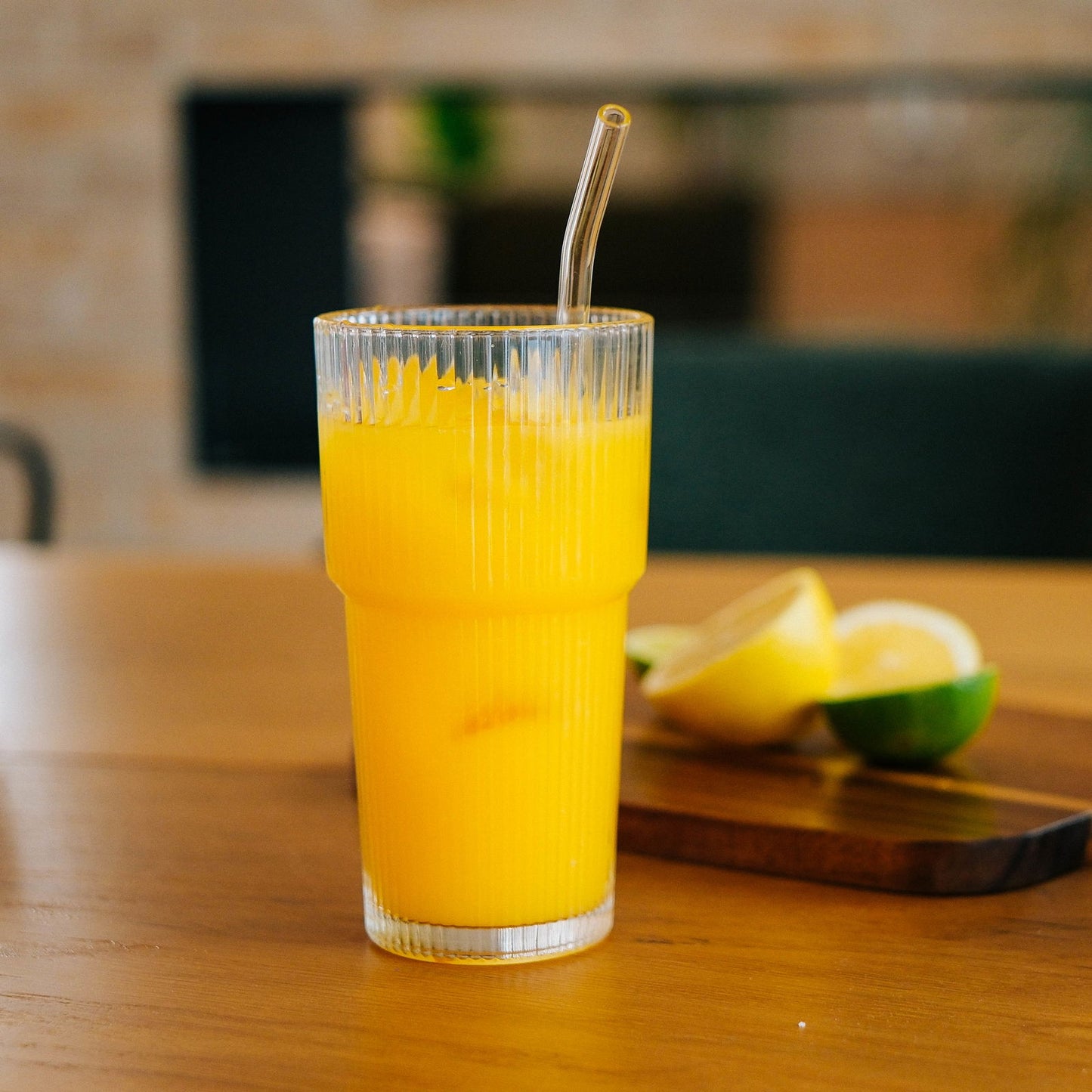 Nordis - Glaskop med låg og sugerør 550 ml - 4 pak